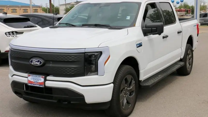 2024 Ford F-150 Lightning 1FTVW3LK5RWG21618