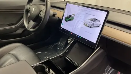 2018 Tesla Model 3 5YJ3E1EA1JF001781