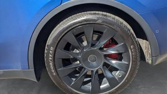 2021 Tesla Model Y 5YJYGDEE8MF078592