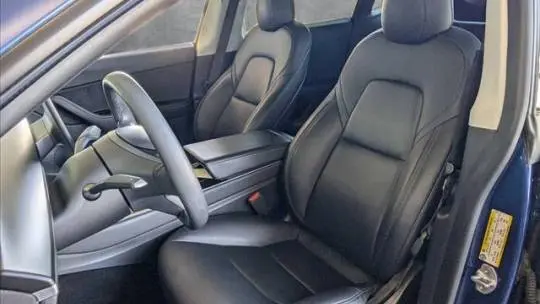 2021 Tesla Model Y 5YJYGDEE8MF078592