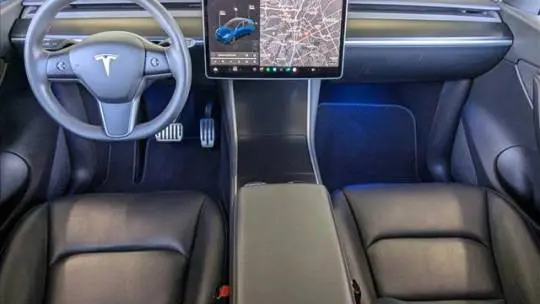 2021 Tesla Model Y 5YJYGDEE8MF078592