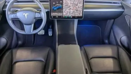 2021 Tesla Model Y 5YJYGDEE8MF078592
