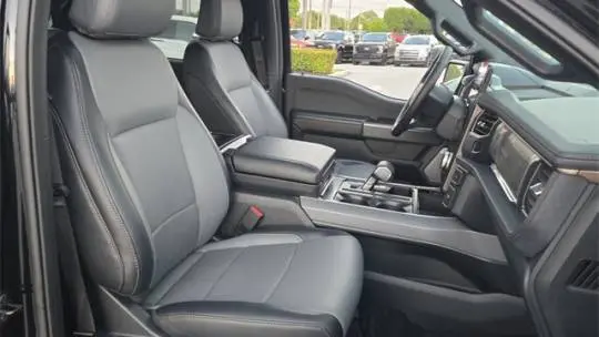 2024 Ford F-150 Lightning 1FT6W5L75RWG18925