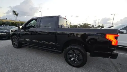 2024 Ford F-150 Lightning 1FT6W5L75RWG18925