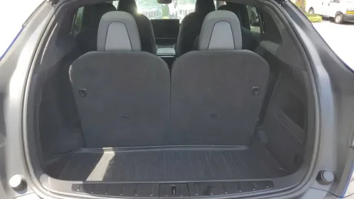 2023 Tesla Model X 7SAXCBE67PF431108