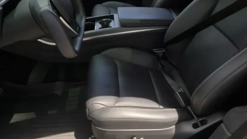 2023 Tesla Model X 7SAXCBE67PF431108