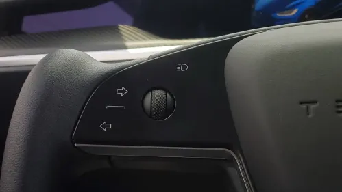 2023 Tesla Model X 7SAXCBE67PF431108