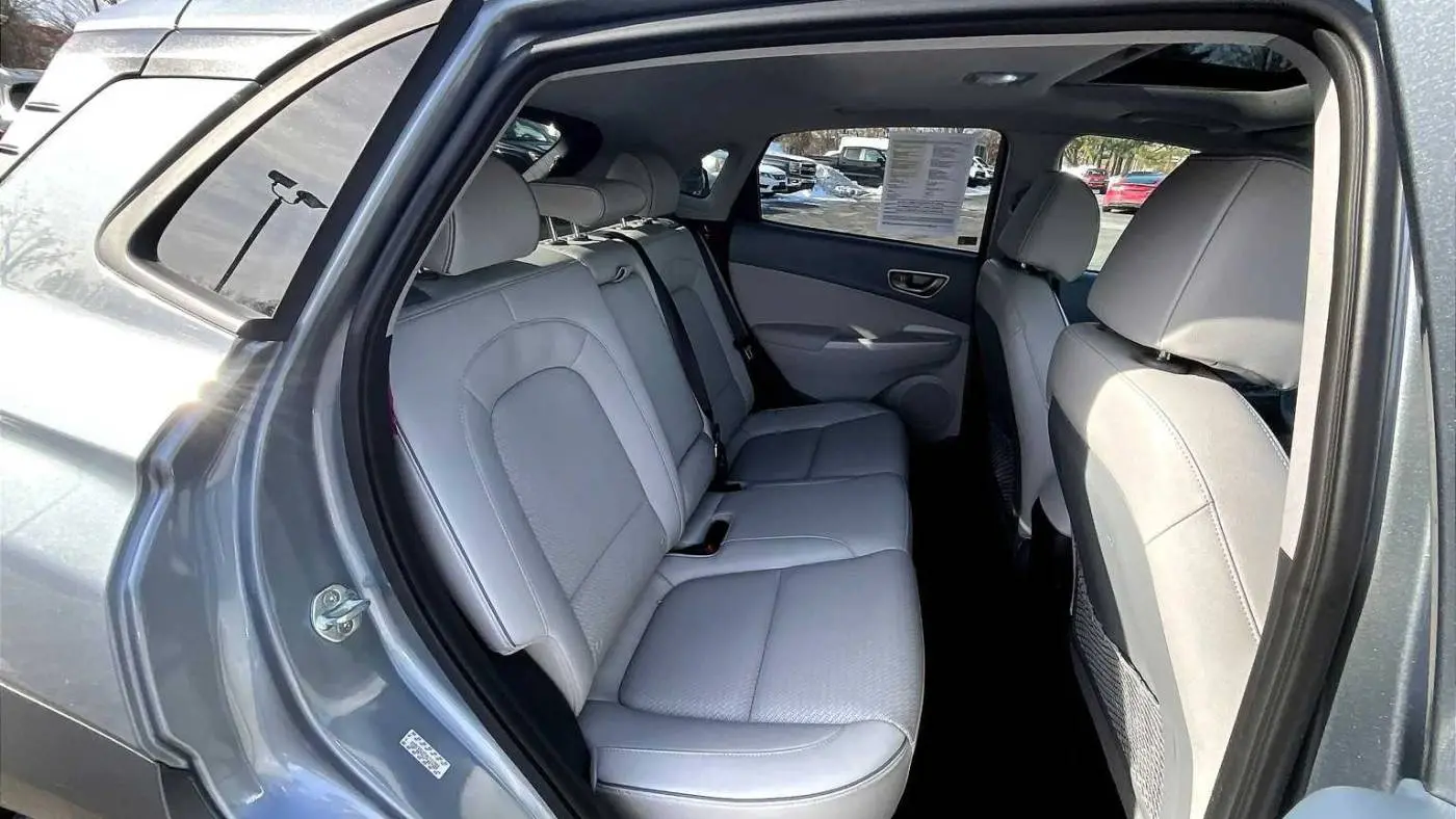 2021 Hyundai Kona Electric KM8K33AG7MU121308