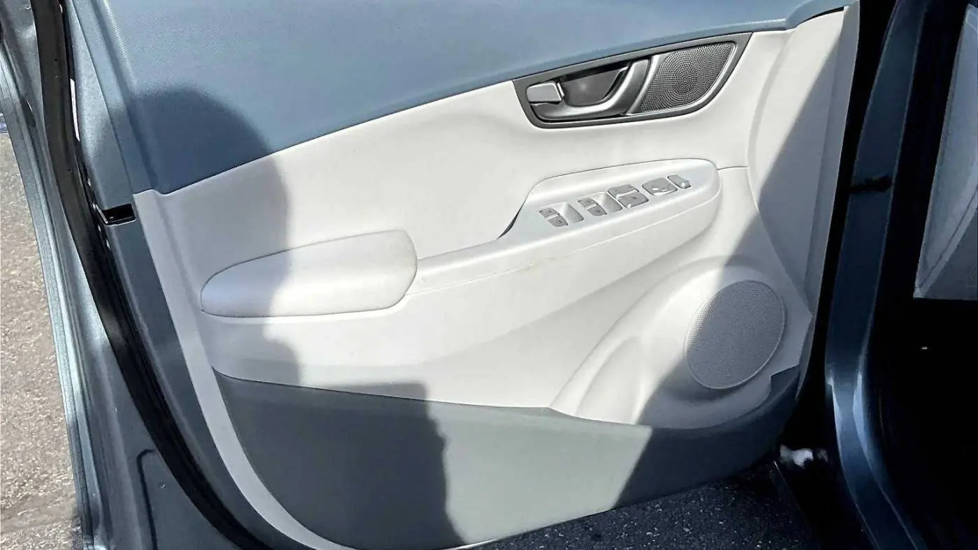 2021 Hyundai Kona Electric KM8K33AG7MU121308