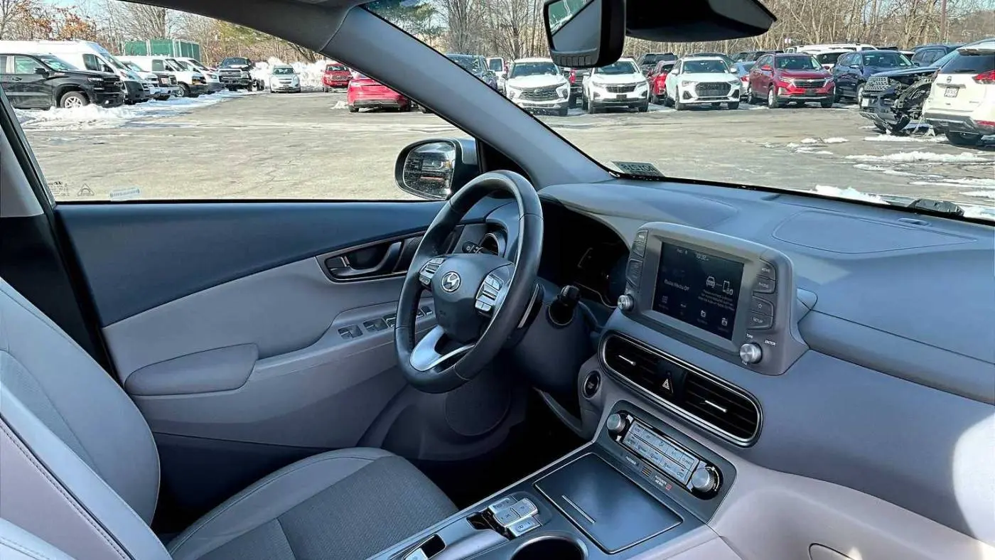 2021 Hyundai Kona Electric KM8K33AG7MU121308