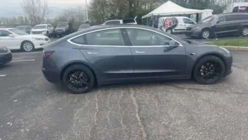 2019 Tesla Model 3 5YJ3E1EA5KF447403