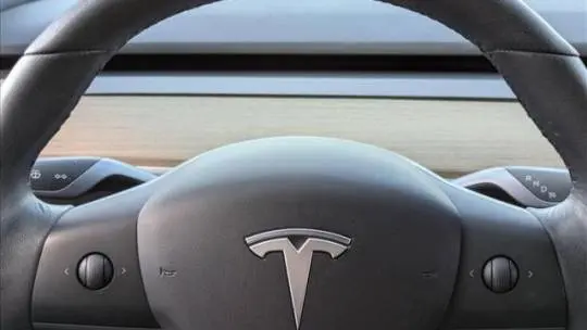 2019 Tesla Model 3 5YJ3E1EB4KF452357