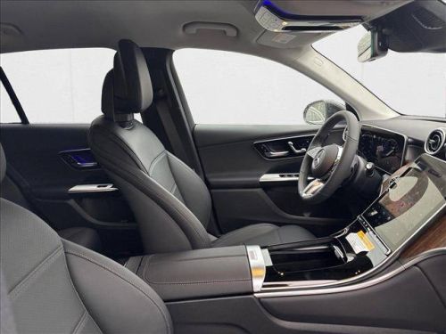 2025 Mercedes GLC